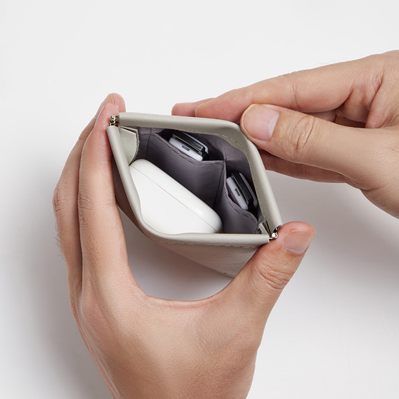 PU 収納バッグ イヤホン Bluetooth データケーブ - Tech Accessories Organizer のレビューと価格